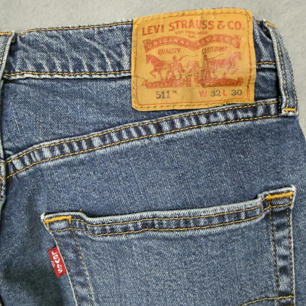 Levis 511 Slim Fit Jeans Mens 32x30 Medium Wash Blue Denim - Picture 2 of 8